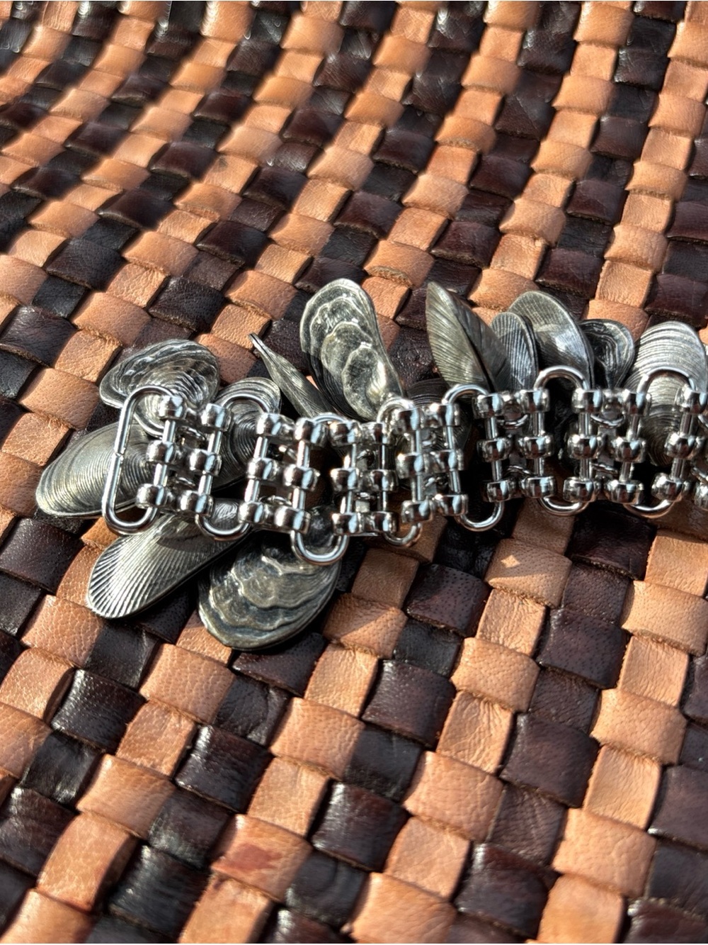 Napier Seashells Charm Bracelet Vintage Oysters Clams Mussels Cha Cha SilverTone - Picture 8 of 16